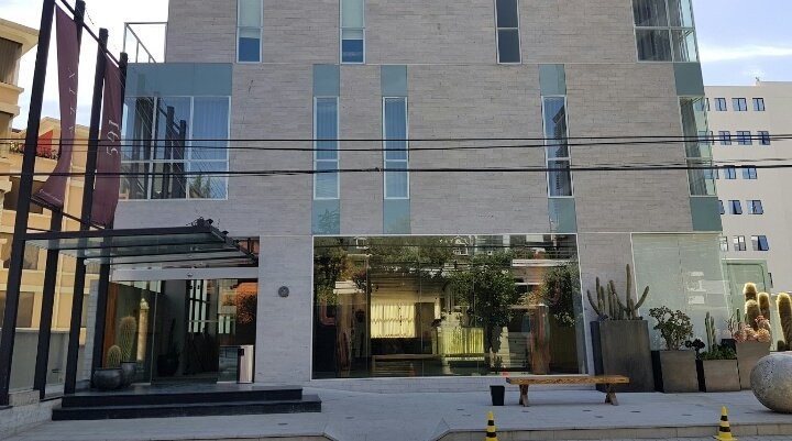 (Five-star hotel where HJ stayed in Bolivia (2