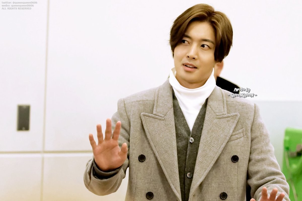 KHJ at Gimpo Airport Heading to Haneda Airport in Tokyo 18.03.03