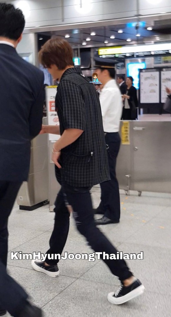 [Fanpics] KHJ arrive at Shin Osaka Station [2018.06.08]